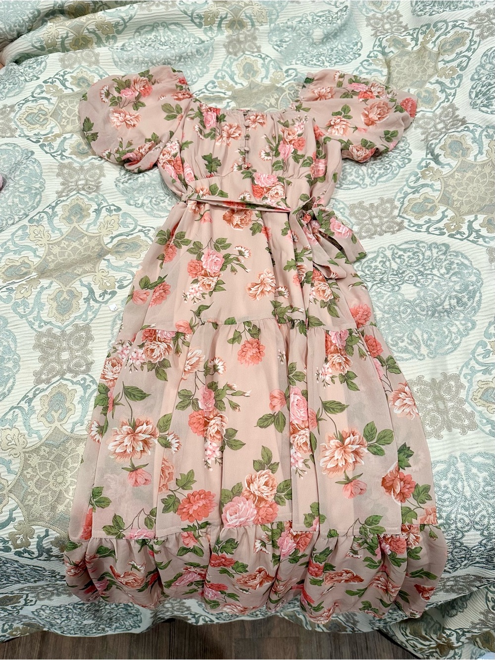Hayden Blush Pink Floral Midi Dress with Puff Sleeves - Picture 2 of 3